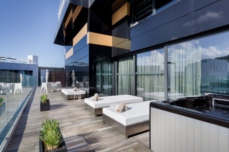 H Hotel – Adults Only