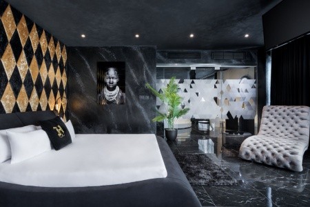 H Hotel – Adults Only