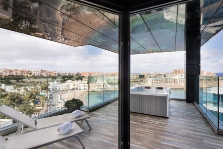 H Hotel – Adults Only