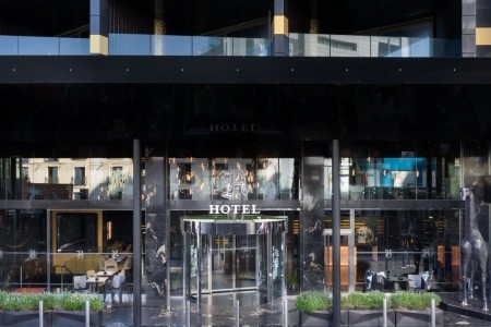 H Hotel – Adults Only