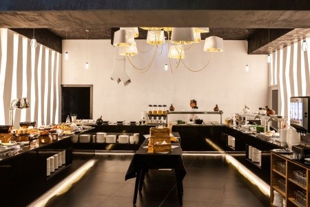 H Hotel – Adults Only