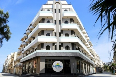 Pebbles Resort (St. Paul’s Bay)