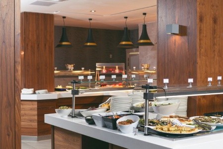 Pebbles Resort (St. Paul’s Bay)