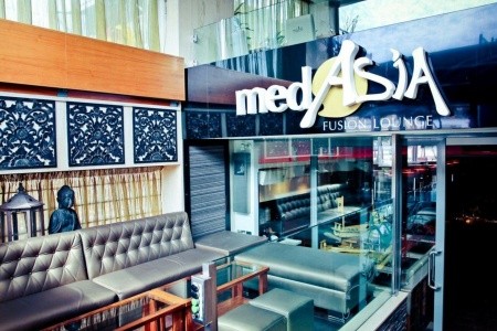 Pebbles Resort (St. Paul’s Bay)