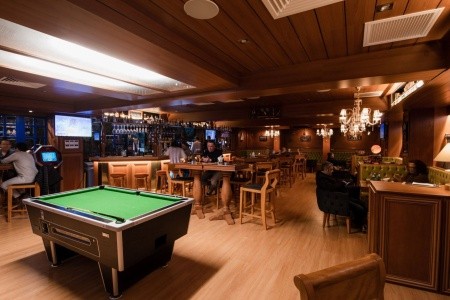 Pebbles Resort (St. Paul’s Bay)