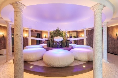 Mouratoglou Hotel & Resort