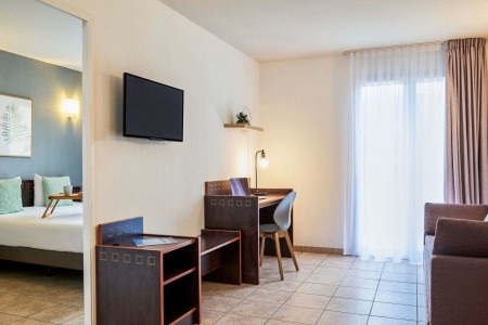 Adagio Access Nice Acropolis