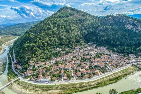 Pěšky neokoukaným jihem Albánie: Divoká krása na dosah, odlet z Katovic - 16