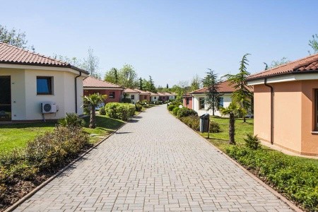 Camping Bella Italia (Peschiera Del Garda) - 22