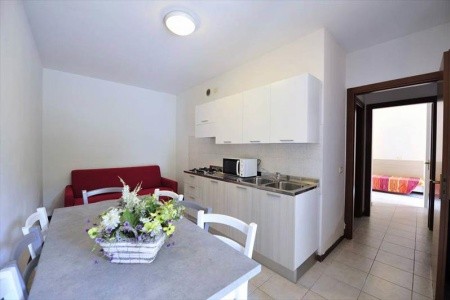 Camping Bella Italia (Peschiera Del Garda) - 37