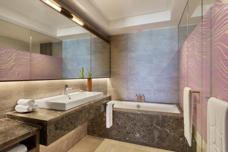 Maurícius Belle Mare Shangri-La's Le Touessrok Resort & Spa 14 dňový pobyt Polpenzia Letecky Letisko: Praha July 2026 (19/07/26- 1/08/26)