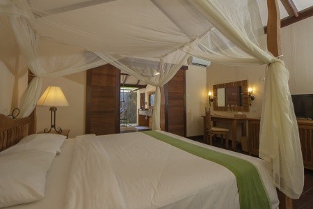 Filitheyo Island Resort - 11