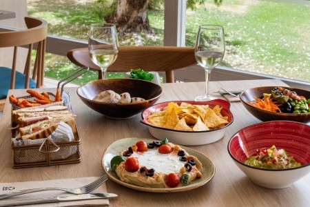 Španielsko Costa Del Sol Sol Puerto Marina (Ex Sol Timor) 7 dňový pobyt Polpenzia Letecky Letisko: Praha April 2026 (16/04/26-22/04/26)