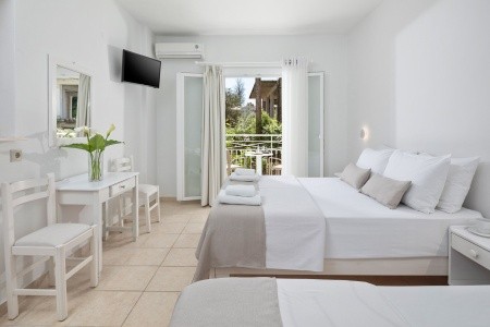 Grécko Korfu Bella Vista - Apartmány A Studia 6 dňový pobyt Raňajky Letecky Letisko: Praha October 2026 (13/10/26-18/10/26)