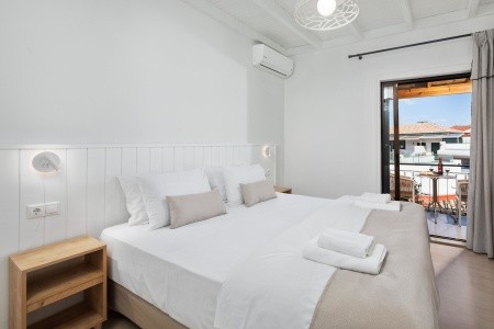 Grécko Korfu Bella Vista - Apartmány A Studia 6 dňový pobyt Raňajky Letecky Letisko: Praha October 2026 (13/10/26-18/10/26)