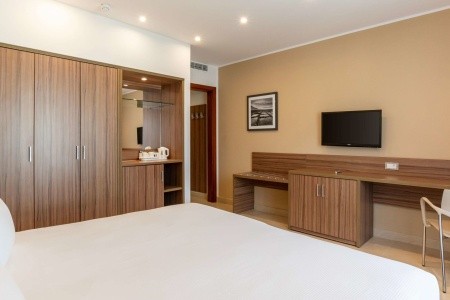 Malta  Doubletree By Hilton Malta (Ex.