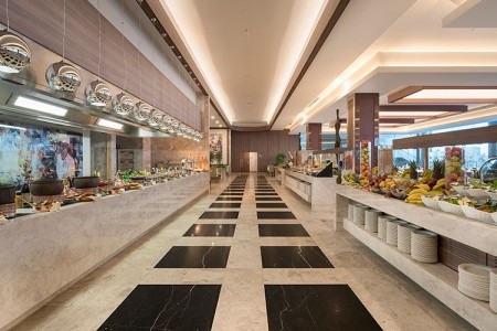 Concorde Luxury Resort - 8