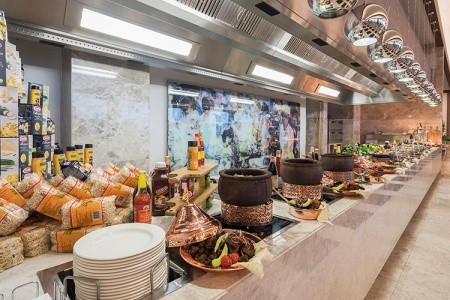 Concorde Luxury Resort - 9