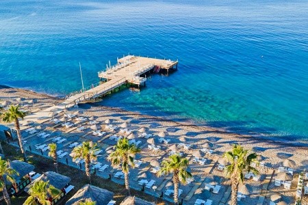 Latanya Beach Resort - 5