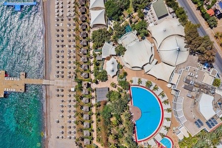 Latanya Beach Resort - 9