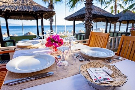 Latanya Beach Resort - 14