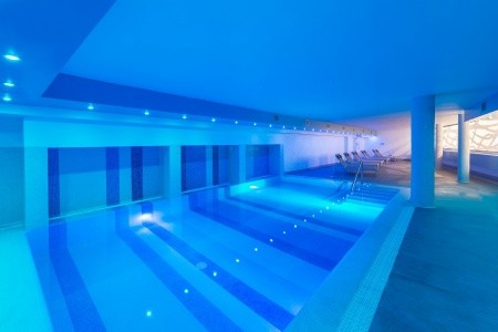 Kanárske ostrovy Tenerife Atlantic Mirage Suites & Spa 6 dňový pobyt Polpenzia Letecky Letisko: Budapešť July 2026 ( 5/07/26-10/07/26)