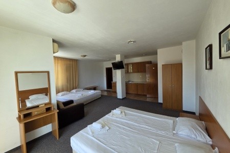 Bulharsko Prímorsko Nordic 15 dňový pobyt Raňajky Letecky Letisko: Košice July 2026 (28/07/26-11/08/26)