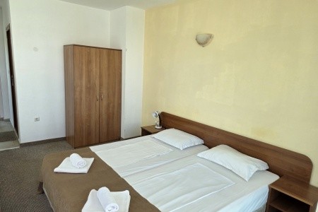 Bulharsko Prímorsko Nordic 15 dňový pobyt Raňajky Letecky Letisko: Košice July 2026 (28/07/26-11/08/26)