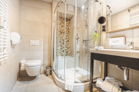 Maďarsko Západné Zadunajsko Caramell Premium Resort 8 dňový pobyt Polpenzia Vlastná May 2026 (10/05/26-17/05/26)