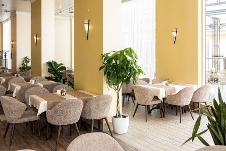 Bulharsko Slnečné Pobrežie Rome Palace Deluxe 12 dňový pobyt All Inclusive Letecky Letisko: Praha June 2026 (24/06/26- 5/07/26)