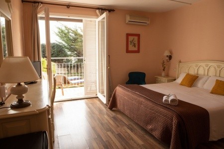 Roger De Flor Seleqtta - 23