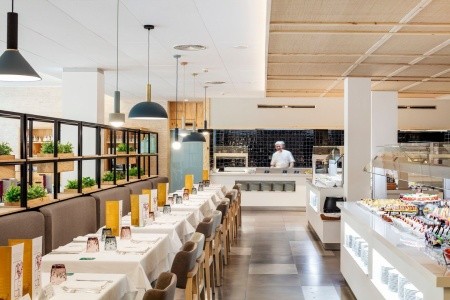 Španielsko Costa Brava Aqua Hotel Bertran 4 dňový pobyt Polpenzia Letecky Letisko: Praha September 2026 (10/09/26-13/09/26)