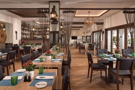 Pine Cliffs Resort - 6