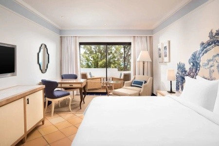 Pine Cliffs Resort - 12