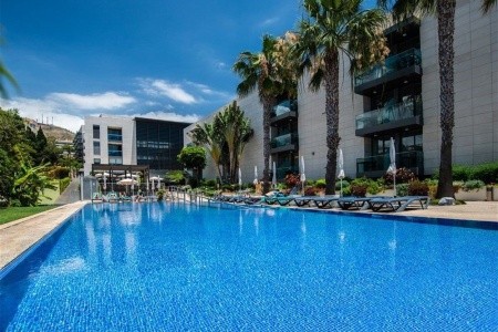 Madeira Funchal Golden Residence 6 dňový pobyt Raňajky Letecky Letisko: Katovice January 2026 (29/01/26- 3/02/26)