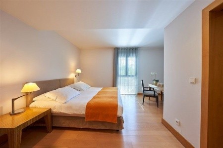 Madeira Funchal Golden Residence 6 dňový pobyt Raňajky Letecky Letisko: Katovice January 2026 (29/01/26- 3/02/26)