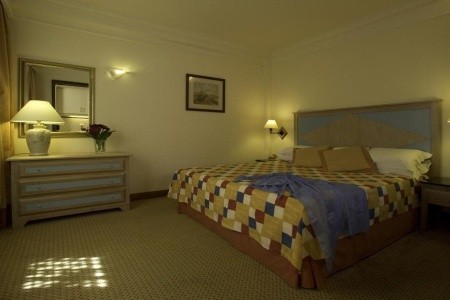 Madeira Funchal Pestana Village & Pestana Miramar Garden Resort 5 dňový pobyt Polpenzia Letecky Letisko: Katovice March 2026 (10/03/26-14/03/26)