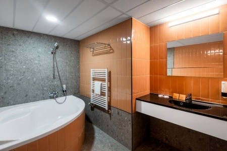 Maďarsko Maďarské termálne kúpele Hunguest Hotel Bük (Ex Répce/Répce Gold) 4 dňový pobyt Polpenzia Vlastná December 2025 (17/12/25-20/12/25)