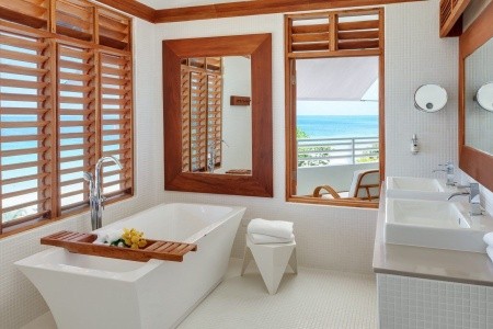 Couples Swept Away - 10