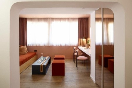 Grécko Atény a okolie The Marblous 6 dňový pobyt Raňajky Letecky Letisko: Krakov June 2026 (23/06/26-28/06/26)