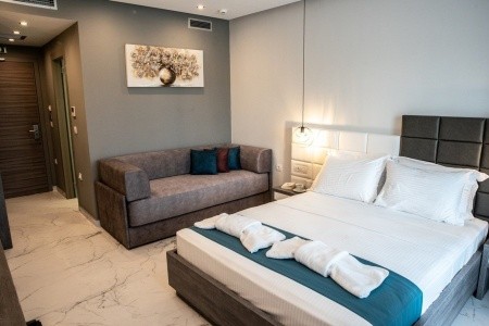 Grécko Chalkidiki Lagaria Palace 4 dňový pobyt Bez stravy Letecky Letisko: Bratislava July 2026 (29/07/26- 1/08/26)