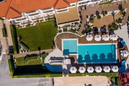 Grécko Chalkidiki Lagaria Palace 4 dňový pobyt Bez stravy Letecky Letisko: Bratislava July 2026 (29/07/26- 1/08/26)