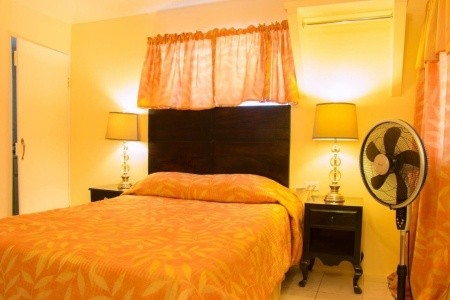 Traveller's Beach Resort - 6