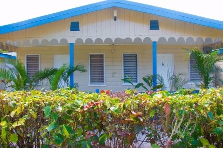 Traveller's Beach Resort - 7