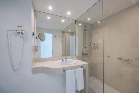 Iberostar Waves Bouganville Playa - 39