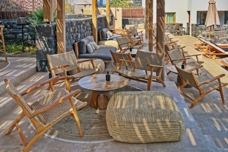 Grécko Santorini Radisson Blu Zaffron Resort 12 dňový pobyt Raňajky Letecky Letisko: Viedeň July 2026 (14/07/26-25/07/26)