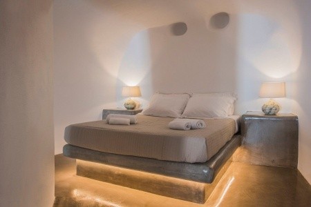 Aqua Serenity Santorini Luxury Suites - 5