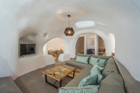 Aqua Serenity Santorini Luxury Suites - 6