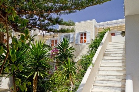 Dolphins Apartments - 12