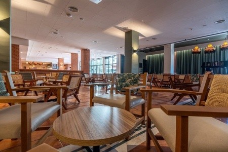 Španielsko Costa Dorada Estival Park Marena 7 dňový pobyt Raňajky Letecky Letisko: Bratislava October 2026 ( 4/10/26-10/10/26)